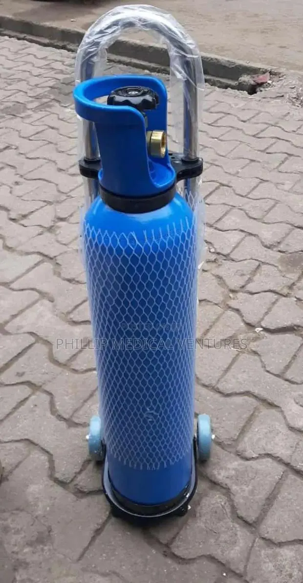 Oxygen Cylinder 10ltrs · Photo 1