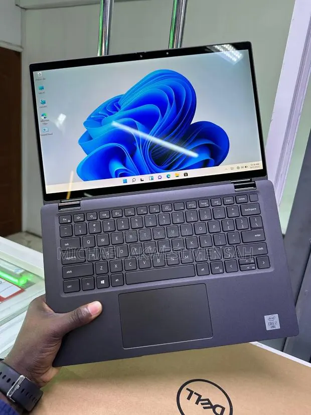 Laptop Dell Latitude 7400 2-in-1 8GB Intel Core i5 SSD 256GB · Photo 1