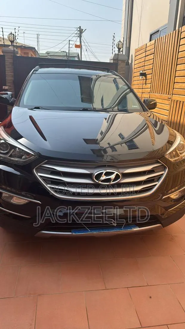 Hyundai Santa Fe SE AWD 2018 Black · Photo 1