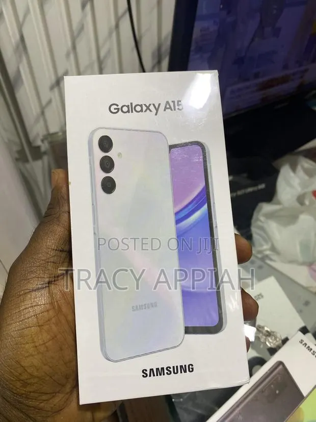 New Samsung Galaxy A15 128 GB White · Photo 1