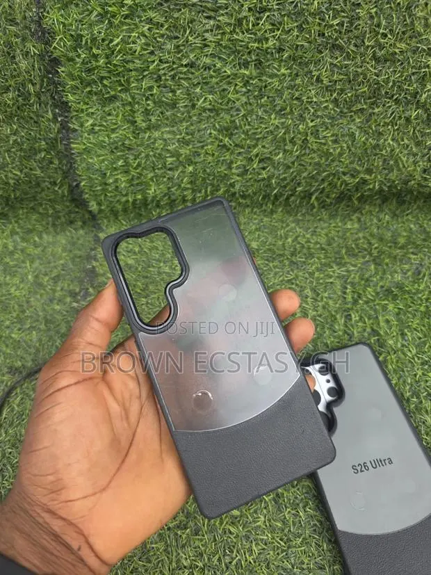 Samsung Galaxy S25 Ultra/S26 Ultra Half Translucent Matte Case · Photo 1