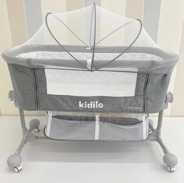 Comfort Kidilo Bedside Bassinet · Photo 1