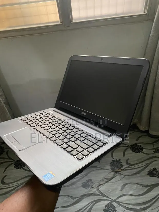 Laptop Dell Latitude 3440 8GB Intel Core i3 HDD 500GB · Photo 1