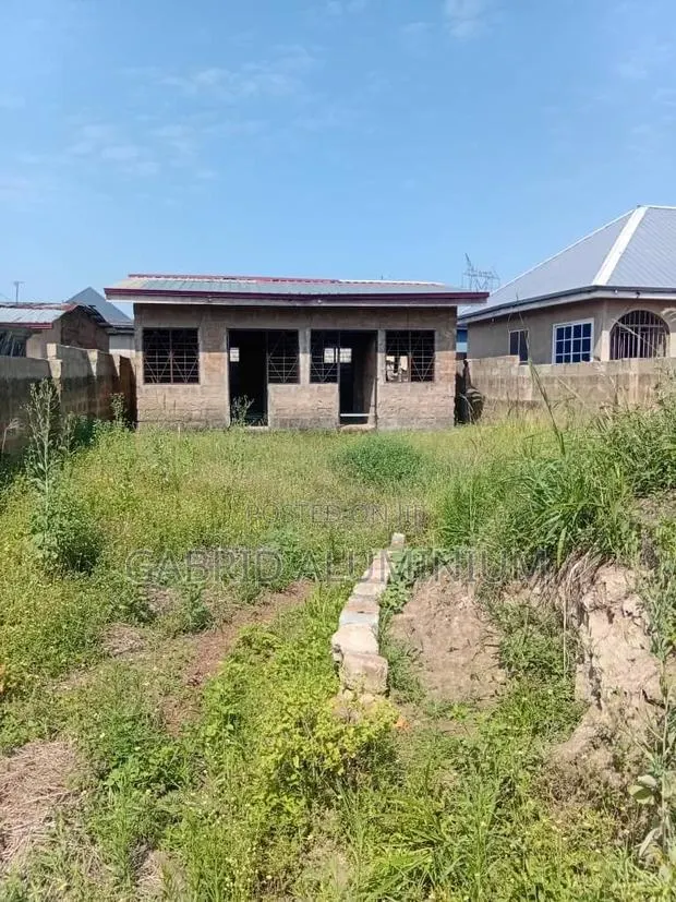 1bdrm House in Olebu for Sale · Photo 1