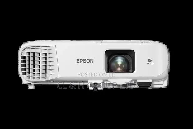 Epson Cb-972 3lcd Projector - 4100 Lumens · Photo 1