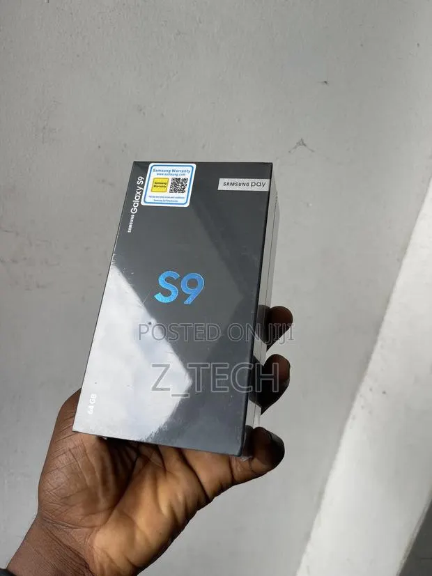 New Samsung Galaxy S9 64 GB Black · Photo 1