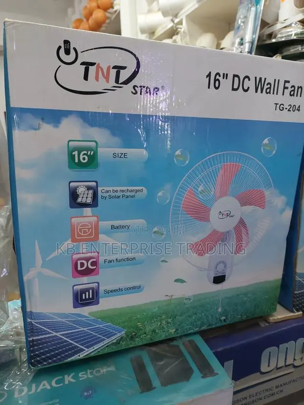 TNT Star Wall Fan · Photo 1