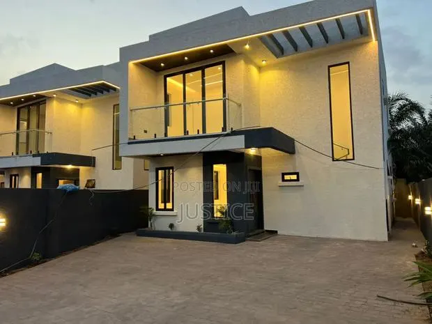 3bdrm Duplex in Zoomlion West, East Legon for sale · Photo 1