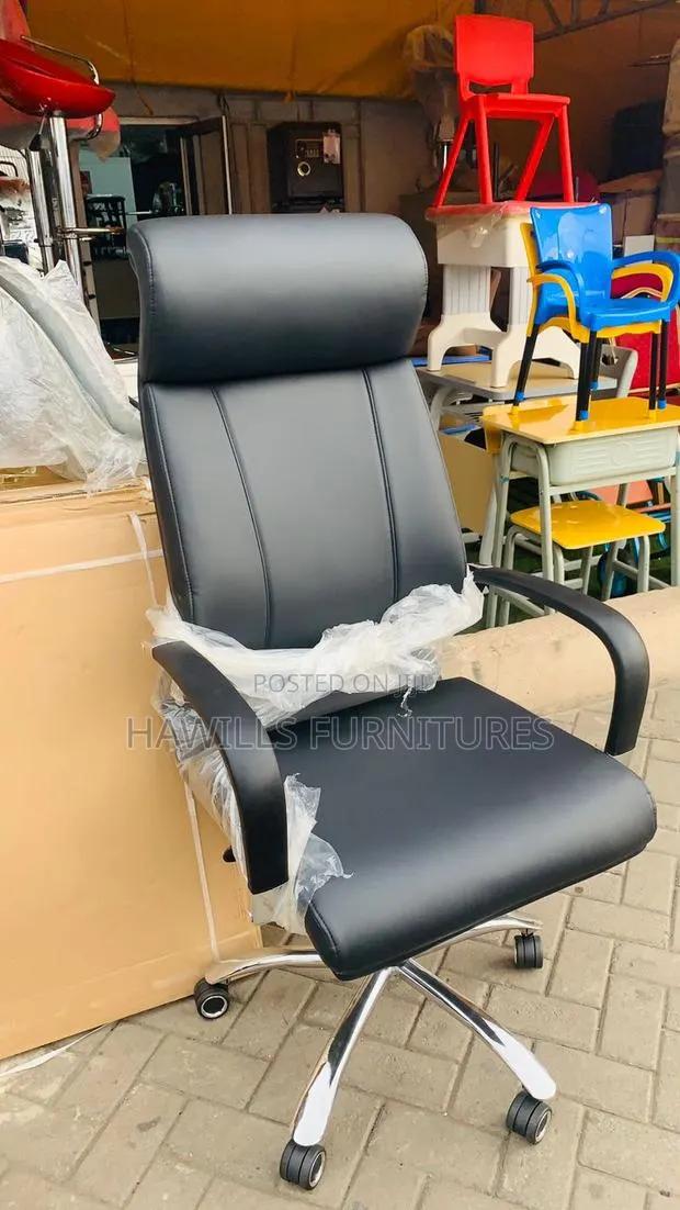 Office Chair · Photo 1