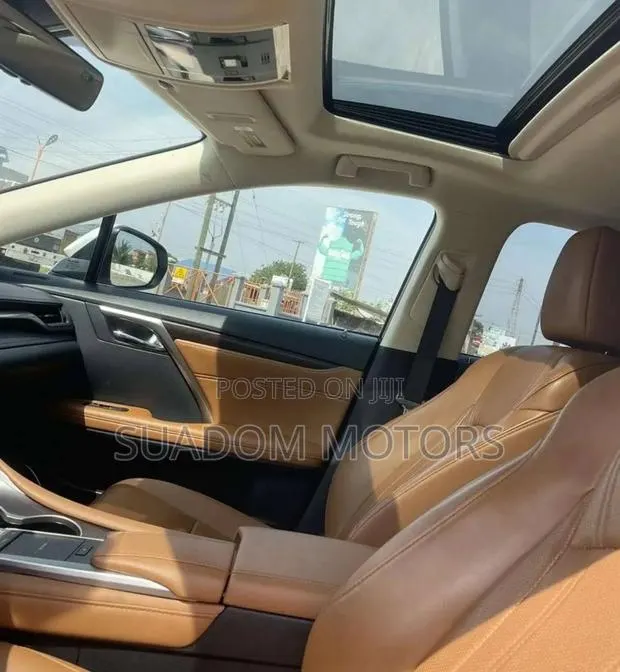 Lexus RX 350 2022 White · Photo 1