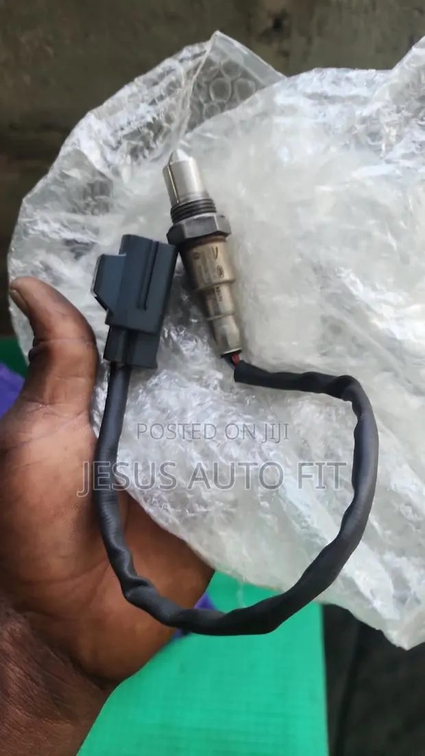Land Rover Discovery Oxygen Sensor 2021 (Part Number Lr116639) · Photo 1
