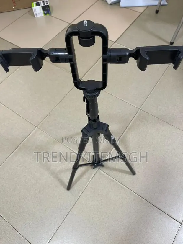190cm Portable L Tripod Stand · Photo 1