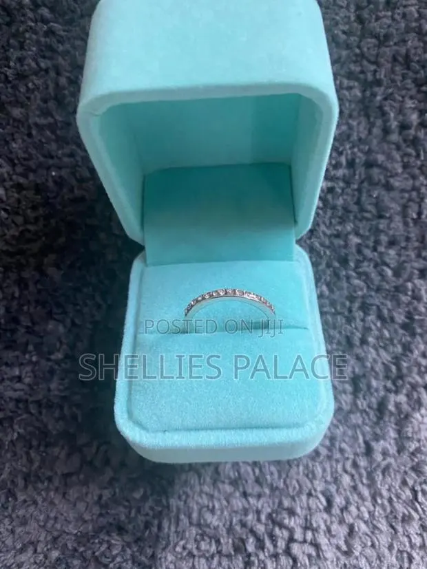 Women Engagement Wedding Ring · Photo 1