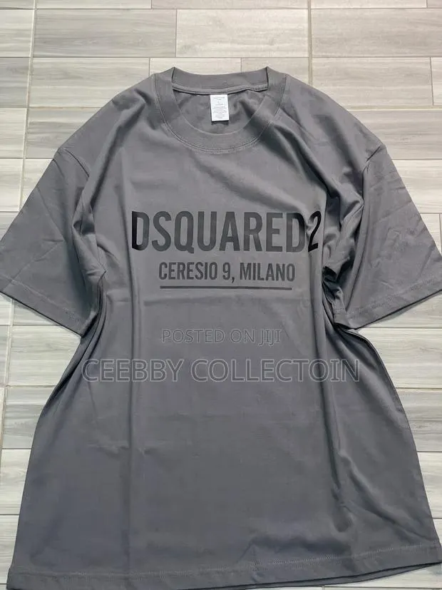 Nice and Quality Round T-Shirt Available · Photo 1
