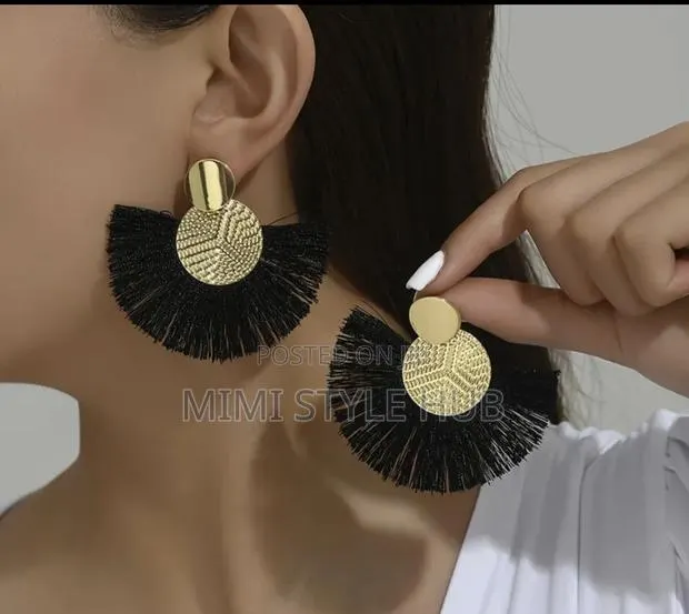 Ladies Earrings · Photo 1