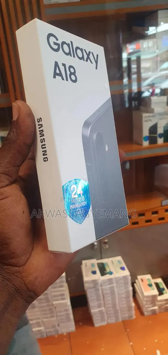 New Samsung Galaxy A18 128 GB Black · Photo 1