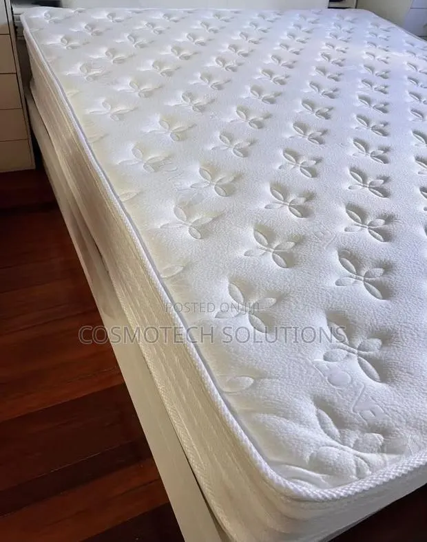 Extra Double Foreign Mattress · Photo 1