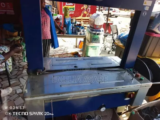 Optimax Commercial Strapping Machine · Photo 4