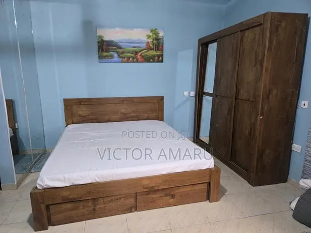 Bed Frame 6×6 With Wardrobe and Mattress · Photo 1