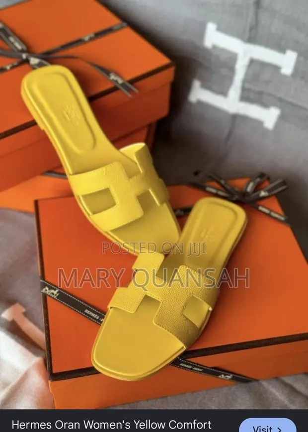 Lady’s Hermes Slippers · Photo 1