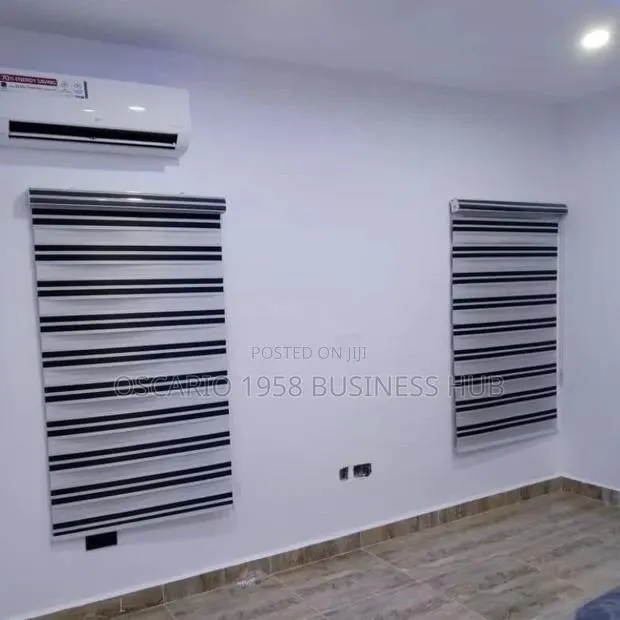 Neatly Designed Window Blinds · Photo 1