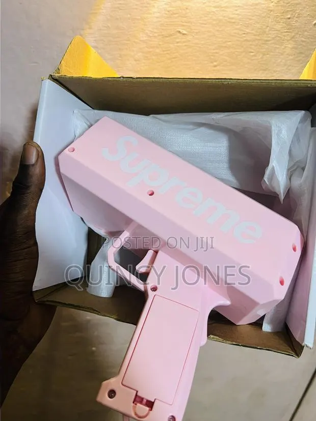 Supreme Money Gun · Photo 4
