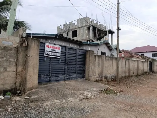 6bdrm House in Ahmad'S Property'S, School Junction for sale · Photo 8
