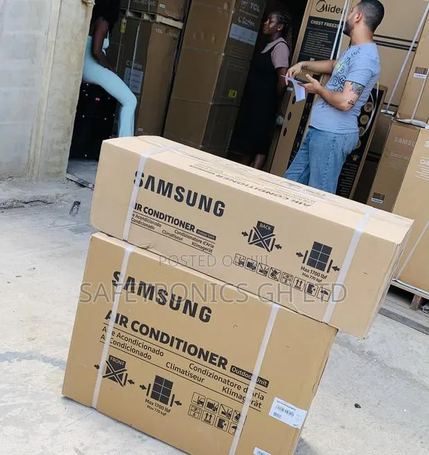 Ultra Modern Samsung Ac Split 1.5hp R410 Ar12crhgawk/Af · Photo 1