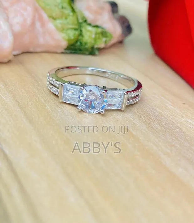 Cute Design Princess Promise Ring · Photo 1