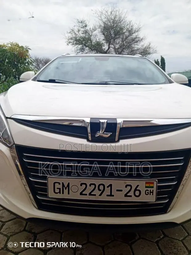 Luxgen U6 2015 White · Photo 1