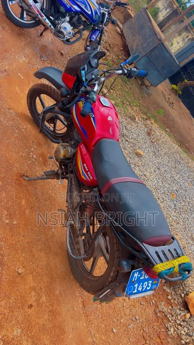 Bajaj Boxer 150 UG 2024 Brown · Photo 1