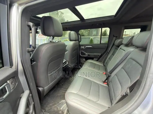 New Jetour T2 2.0 Petrol AWD 2025 Silver · Photo 3