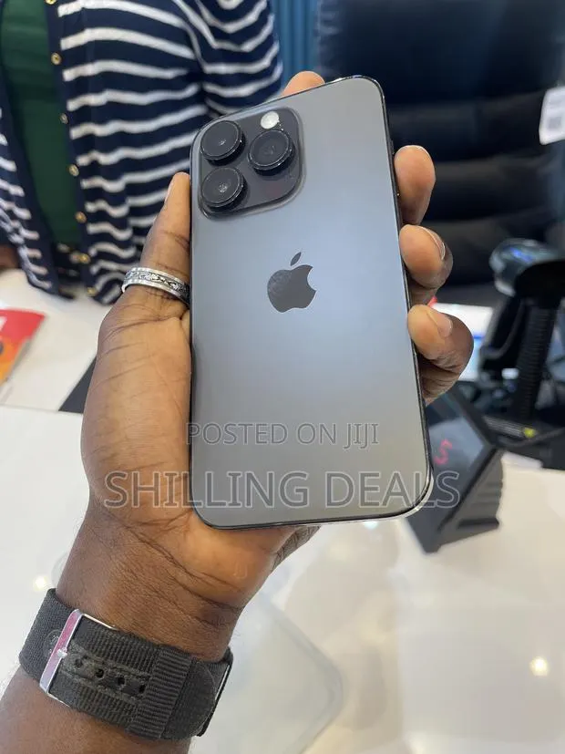 Apple iPhone 14 Pro 128 GB Black · Photo 1