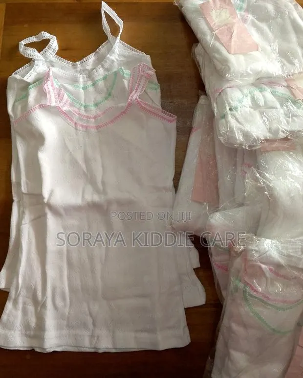 Girls Cotton Vest · Photo 1