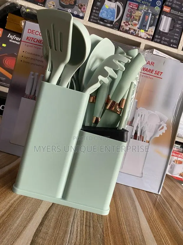Silicone Kitchen Ladle and Knife Set With Storage Container · Photo 1