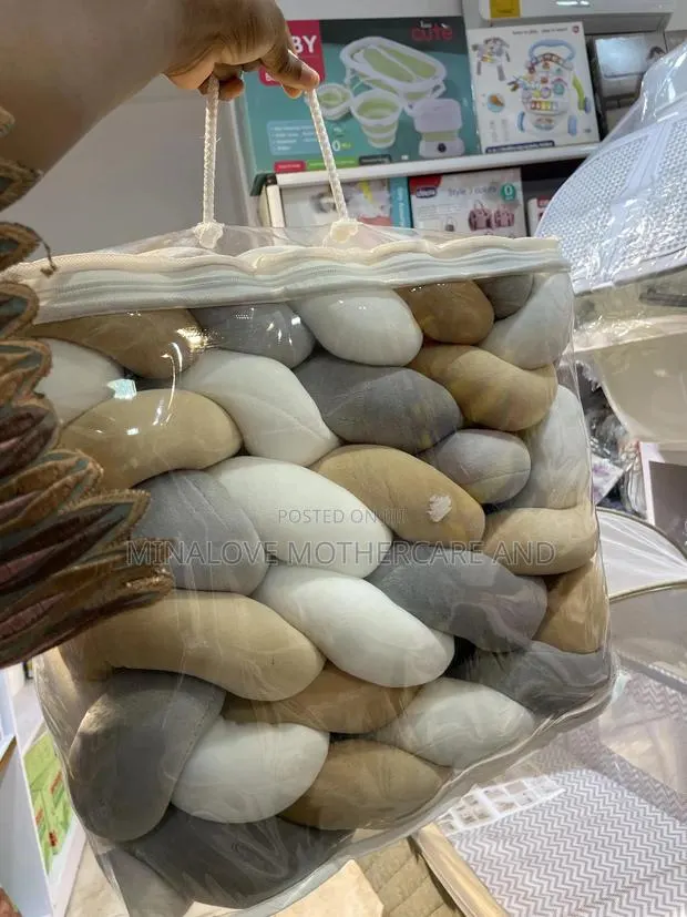 Baby Bed Bumper · Photo 1