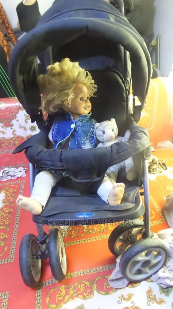 Very Little Used Pram From UK · Photo 1
