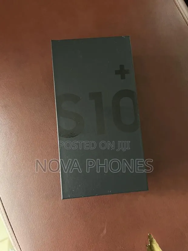 New Samsung Galaxy S10 Plus 128 GB · Photo 1