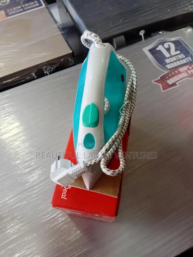 Powerful Steam Iron for Fast Smooth Ironing · Photo 1