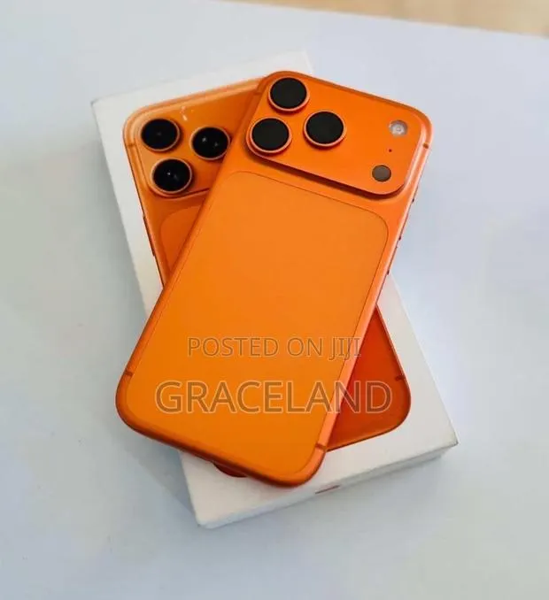 New Apple iPhone 17 Pro Max 512 GB Orange · Photo 1