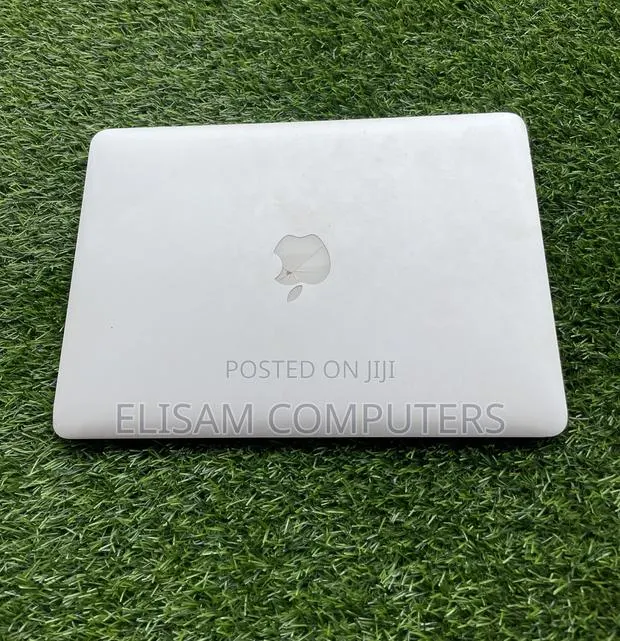 Laptop Apple MacBook Pro 2014 8GB Intel Core i5 SSD 256GB · Photo 1