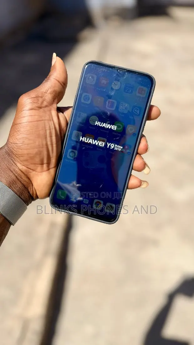 Huawei Y9 Prime 2019 128 GB Gray · Photo 1