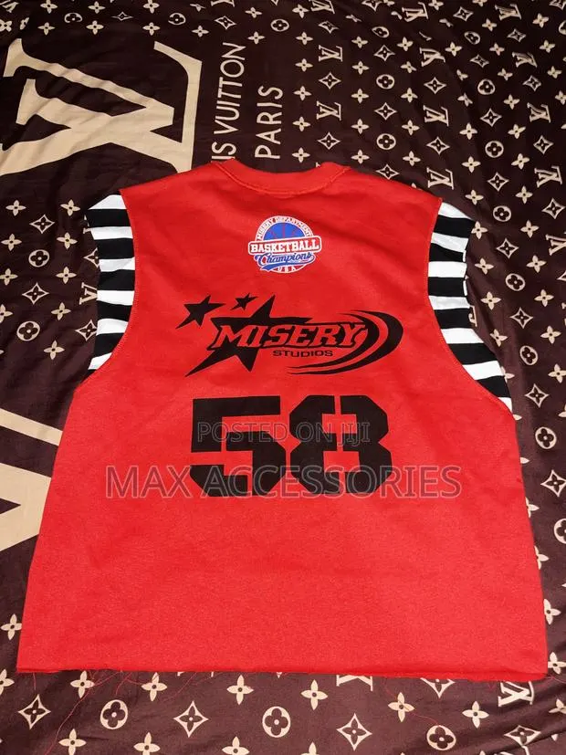 Red Misery Studios Men Top · Photo 1