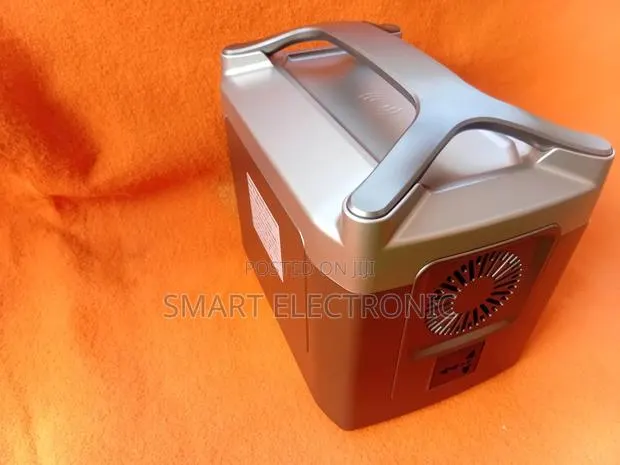 Outdoorpro 600 Portable Energy Generator · Photo 1