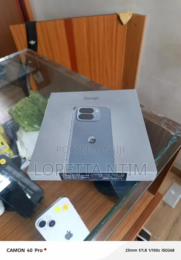 New Google Pixel 10 Pro Fold 256 GB Blue · Photo 1