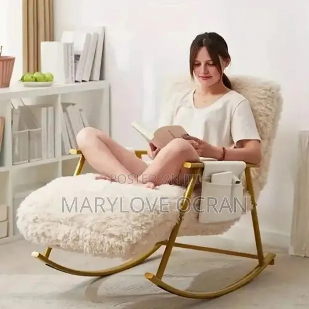 High-Quality Fluffy Rocking Chair · Photo 1