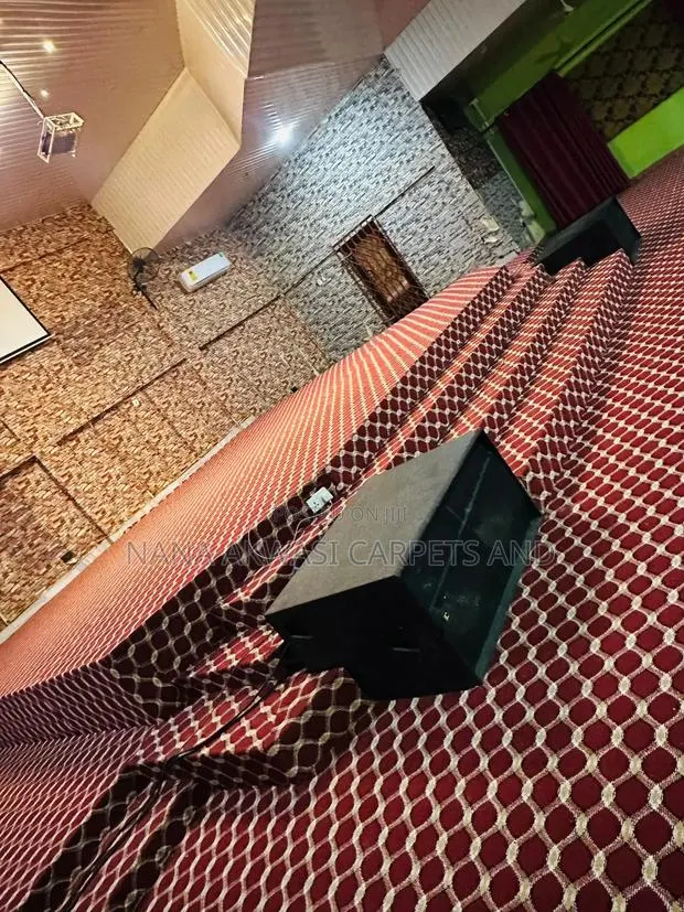 Industrial Red Carpet · Photo 1
