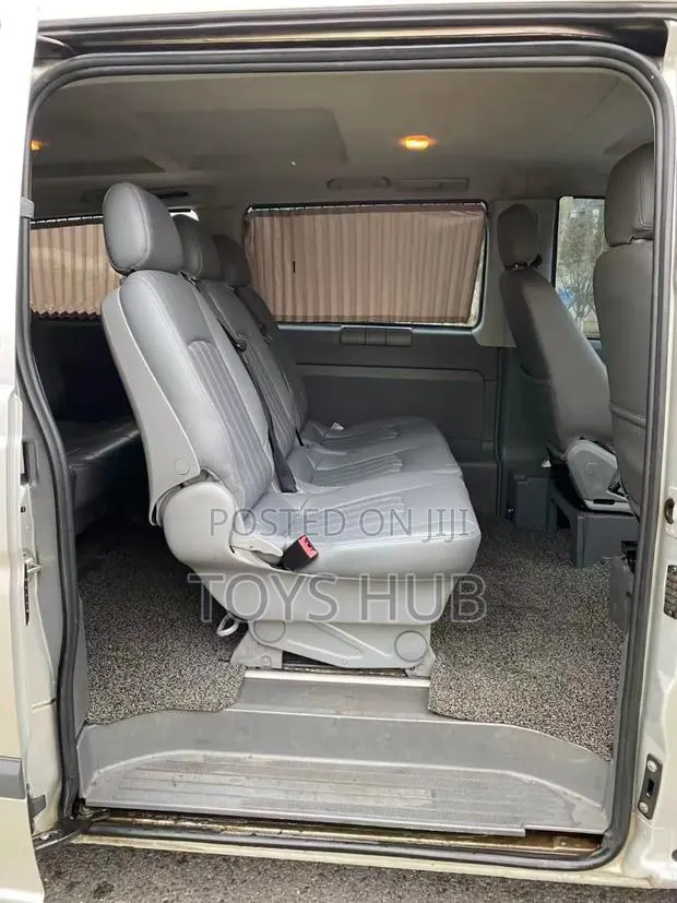 Mercedes-Benz Vito 2011 Grey · Photo 3