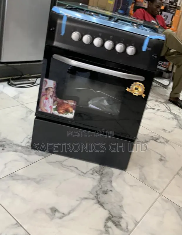 Purchase Black Ferre 60x60cm 4-Burner Freestanding Gas Cooker Oven · Photo 1