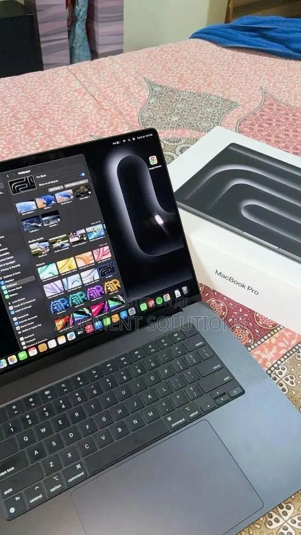 MacBook M1-M5 (MDM -Remote Management) Bypass · Photo 1